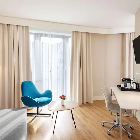 Ξενοδοχείο Nh Zentrum 4*