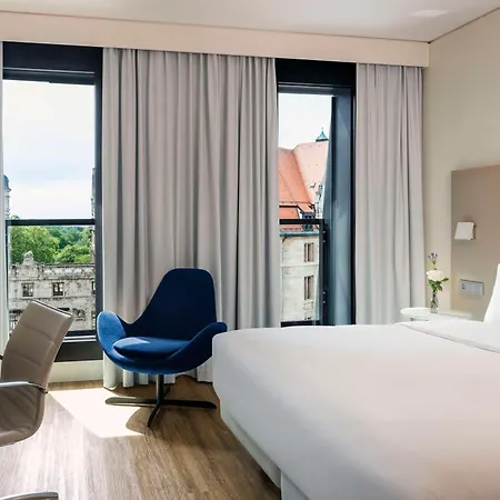 Hotell Nh Zentrum